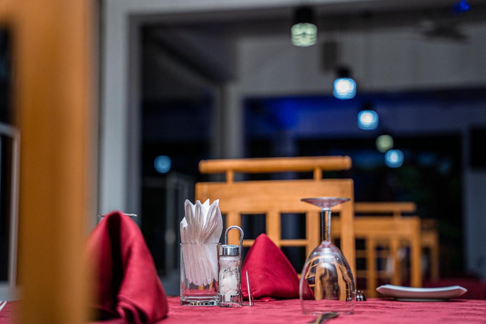 Theevanni Resort Тринкомале Екстериор снимка