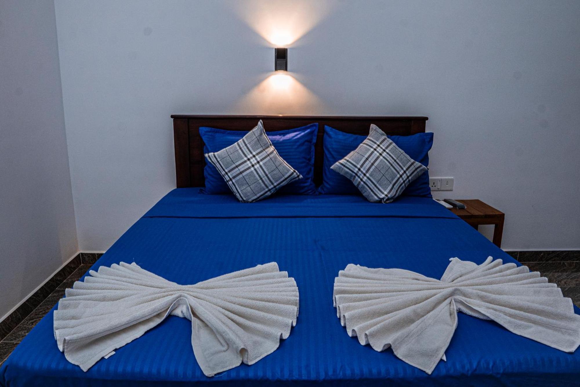 Theevanni Resort Тринкомале Екстериор снимка